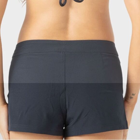 ROXY To Dye 2" Board short, Black, Size XL, NWT - Picture 2 of 10